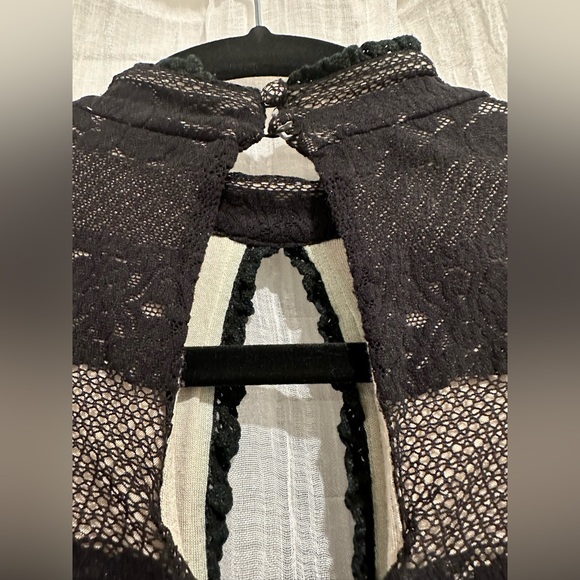 BEBE Black Lace Nude Illusion Keyhole Bodysuit - Picture 2 of 4